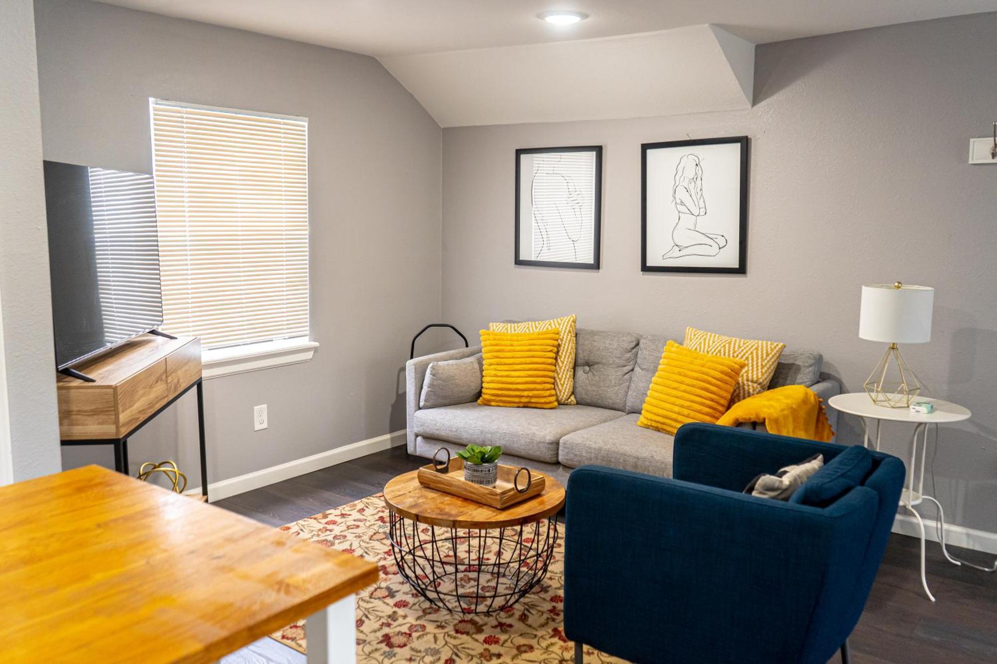 Super Cozy 2 Bedroom With Fast Wifi And Queen Bed Close To Downtown Houston!! Eksteriør billede